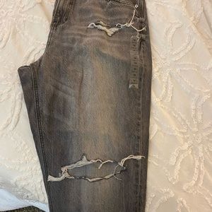 NWT american eagle mom jeans